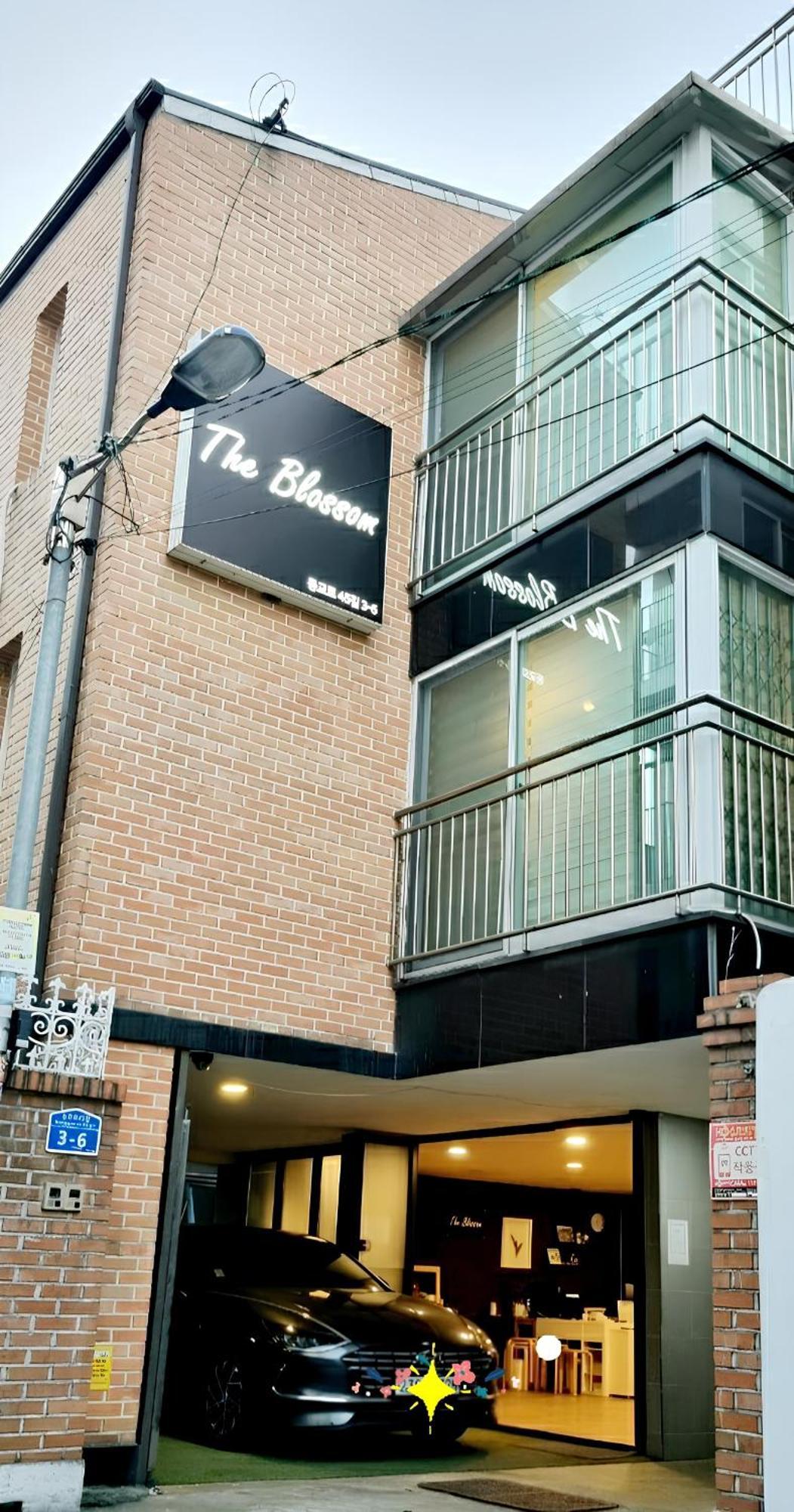 The Blossom Yeonnam Guesthouse Seúl Exterior foto