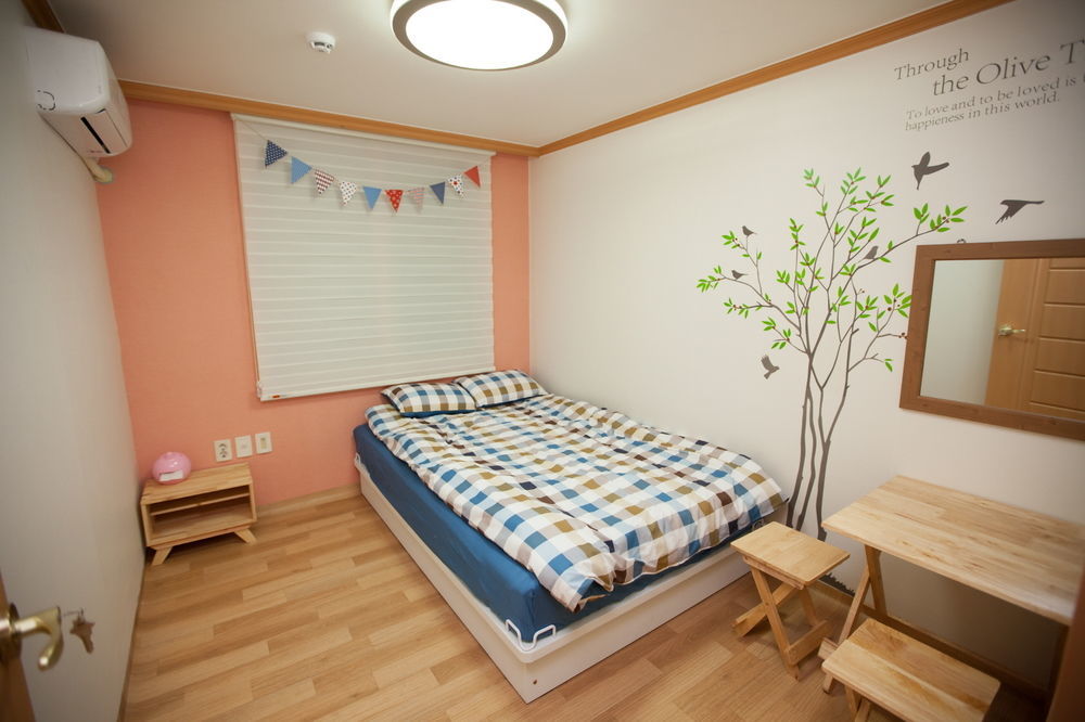 The Blossom Yeonnam Guesthouse Seúl Exterior foto
